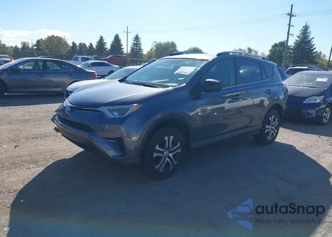 2016 Toyota Rav4 Le z USA, uszkodzony, nr VIN JTMZFREV8GD081377